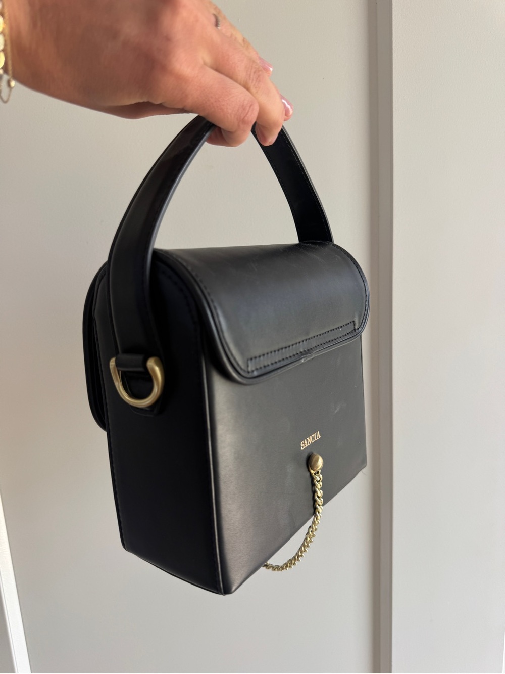 Sancia Black Leather Top-Handle Bag with Gold Chain Accent - Picture 2 of 2